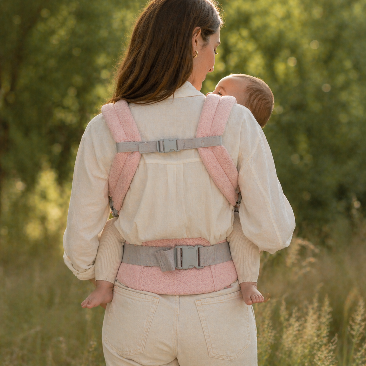 Porte bébé rose 6 à 9 mois