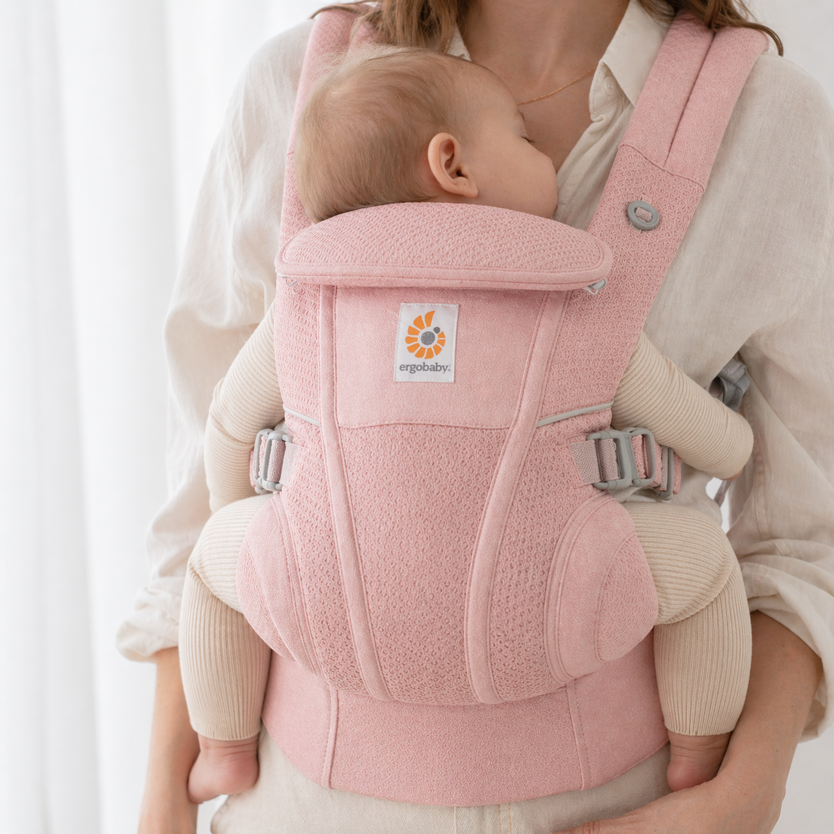 Porte bébé rose 6 à 9 mois
